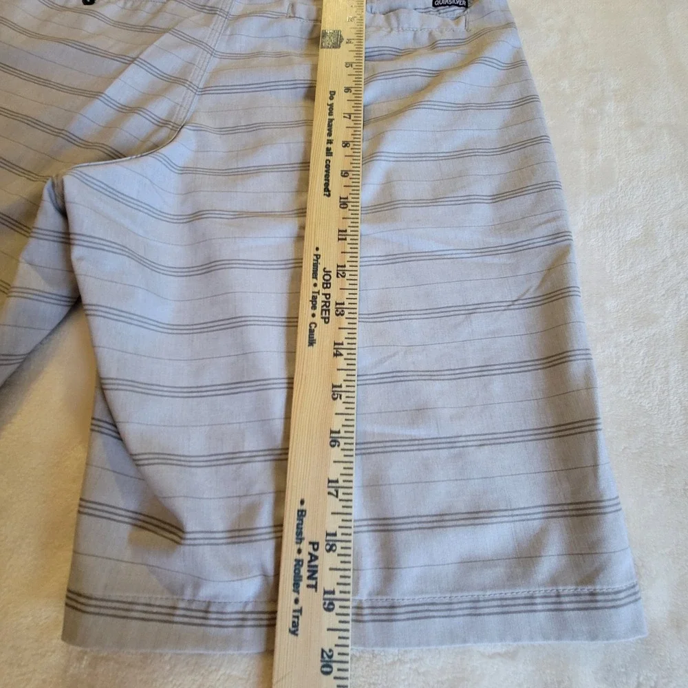 Quiksilver Amphibians Hybrid Shorts‎ Mens 32 Grey Striped Boardshorts Quick-dry